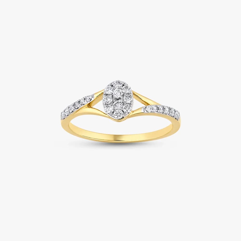 Oval Cluster Diamond Ring — image 2