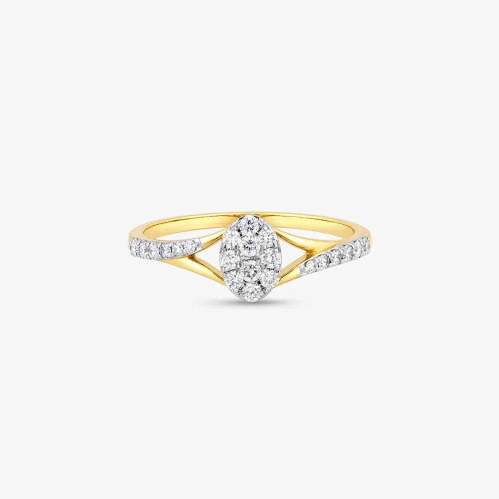Oval Cluster Diamond Ring — image 3