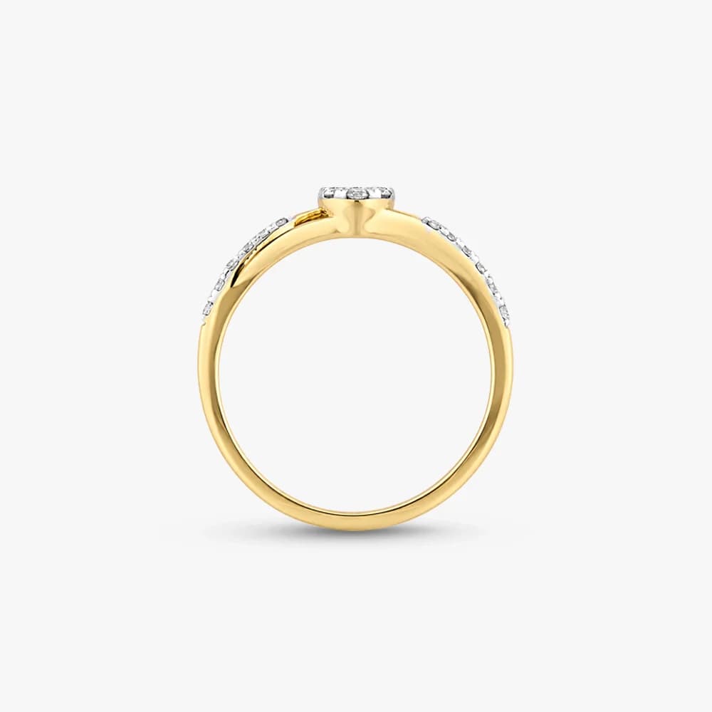 Oval Cluster Diamond Ring — image 4