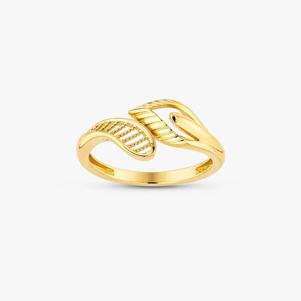 Textured Leaf Gold Ring — image 1