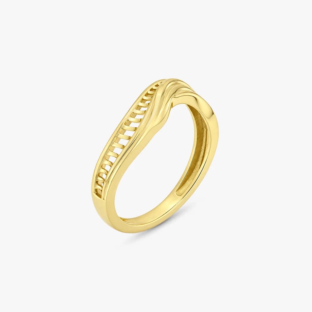 Golden Crest Ring — image 2