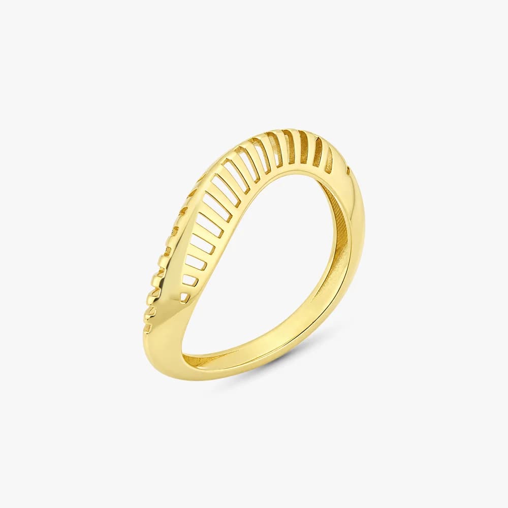 Gilded Crest Gold Ring — image 2