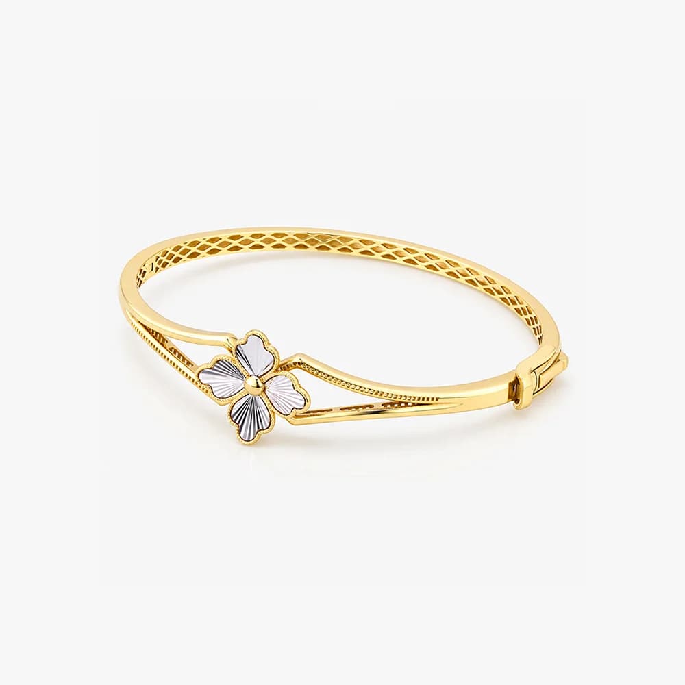 Golden Clover Oval Bracelet — image 2