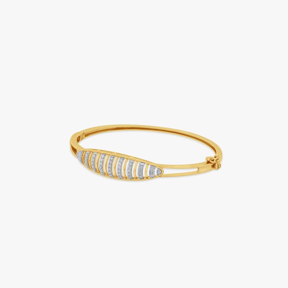 Dazzling Vertical Stripe Diamond Oval Bracelet — image 1