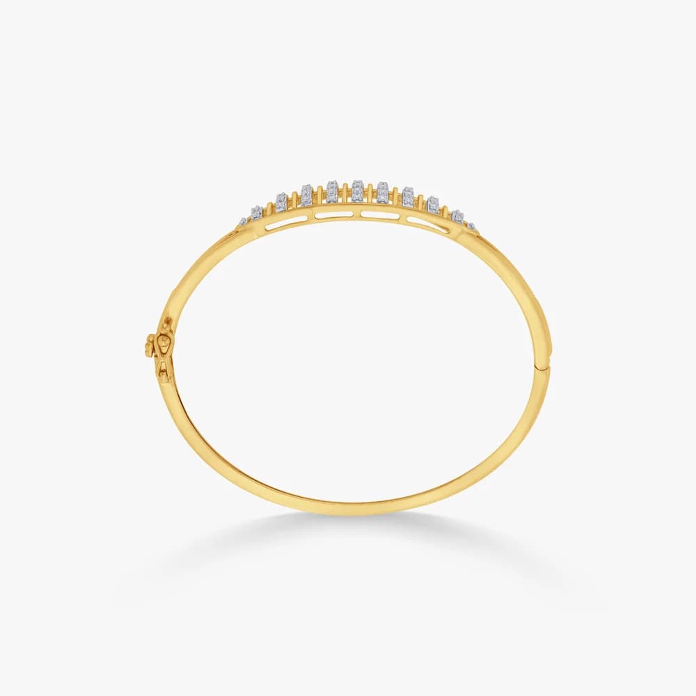 Dazzling Vertical Stripe Diamond Oval Bracelet — image 3